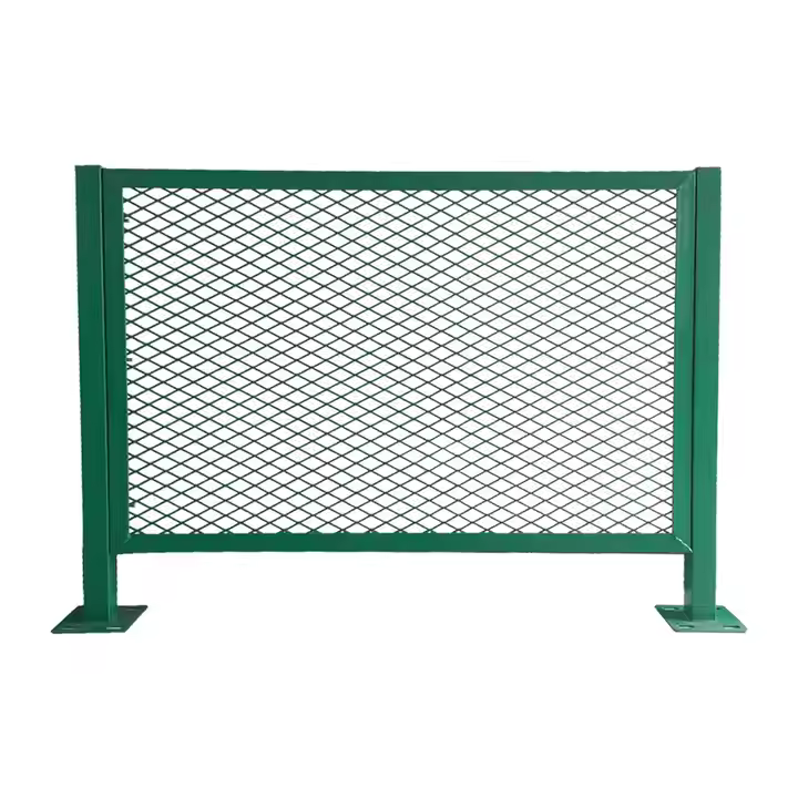 Anti-glare Fence